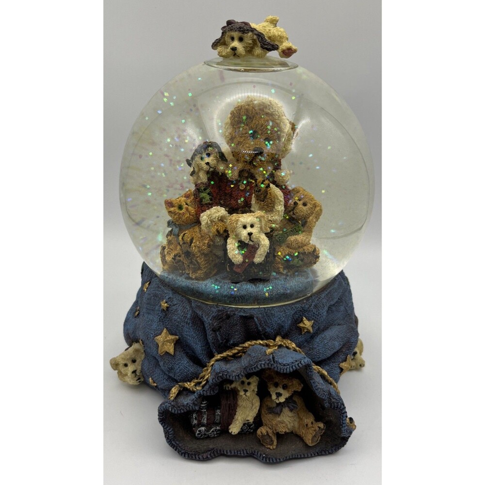 Boyds Bears snow globe tune ‘ Have yourself a merry little Christmas’ #IE 1575